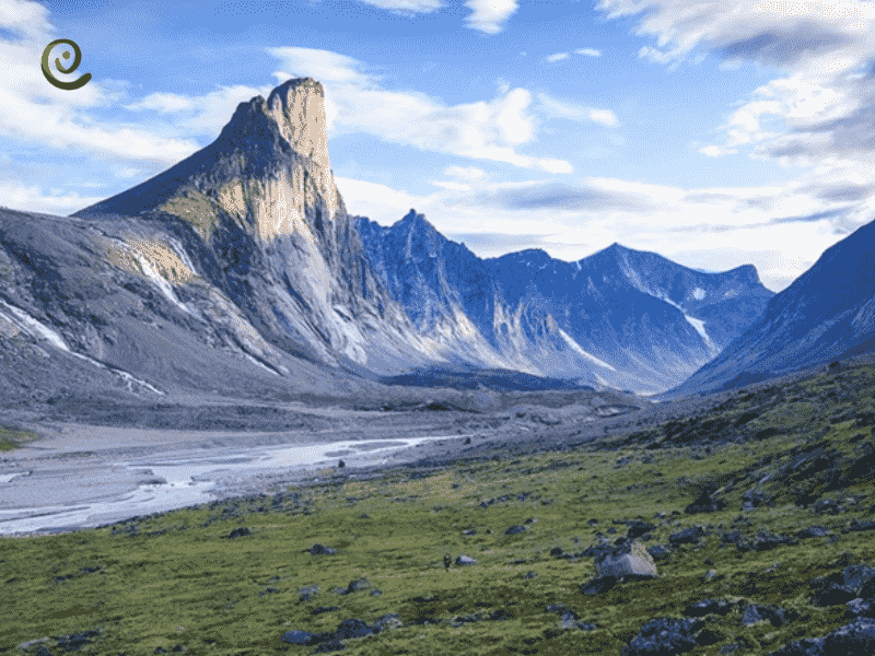 درباره کوه ثور یکی از کوه های زیبای جهان واقع در کانادا در دکوول بخوانید.